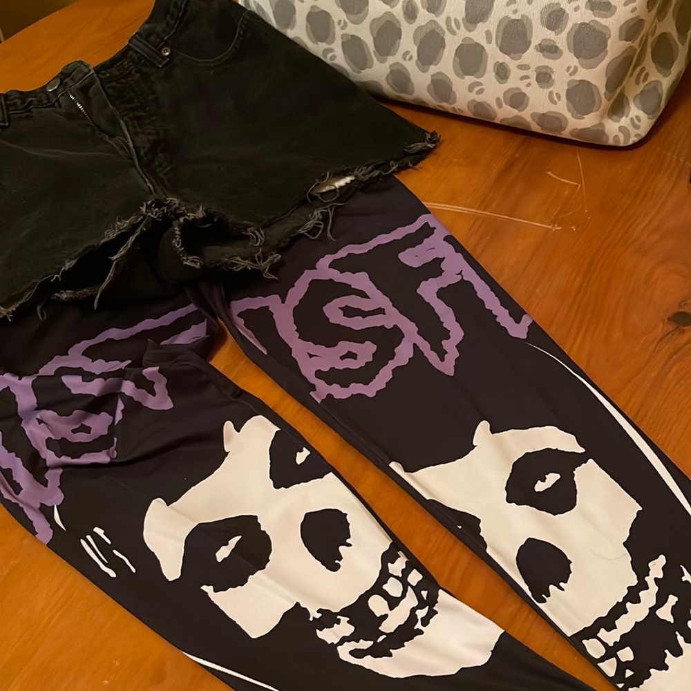 Misfits Leggings
